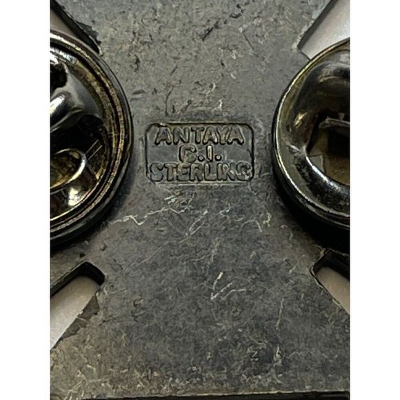 Vintage Sterling Silver Rifle Marksmanship Badge Pin GI Antaya - Picture 6 of 7